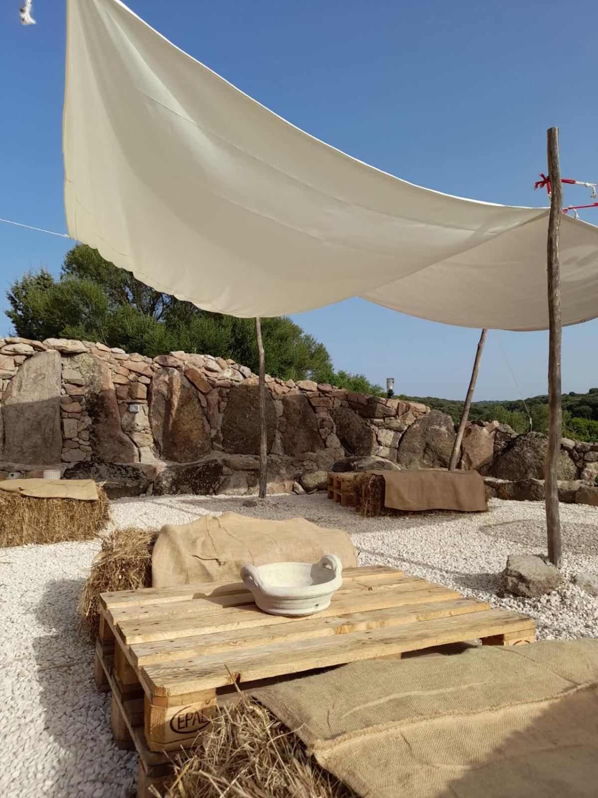Pasare Glamping_Anglonaruralexperience Hotel Perfugas Exterior foto