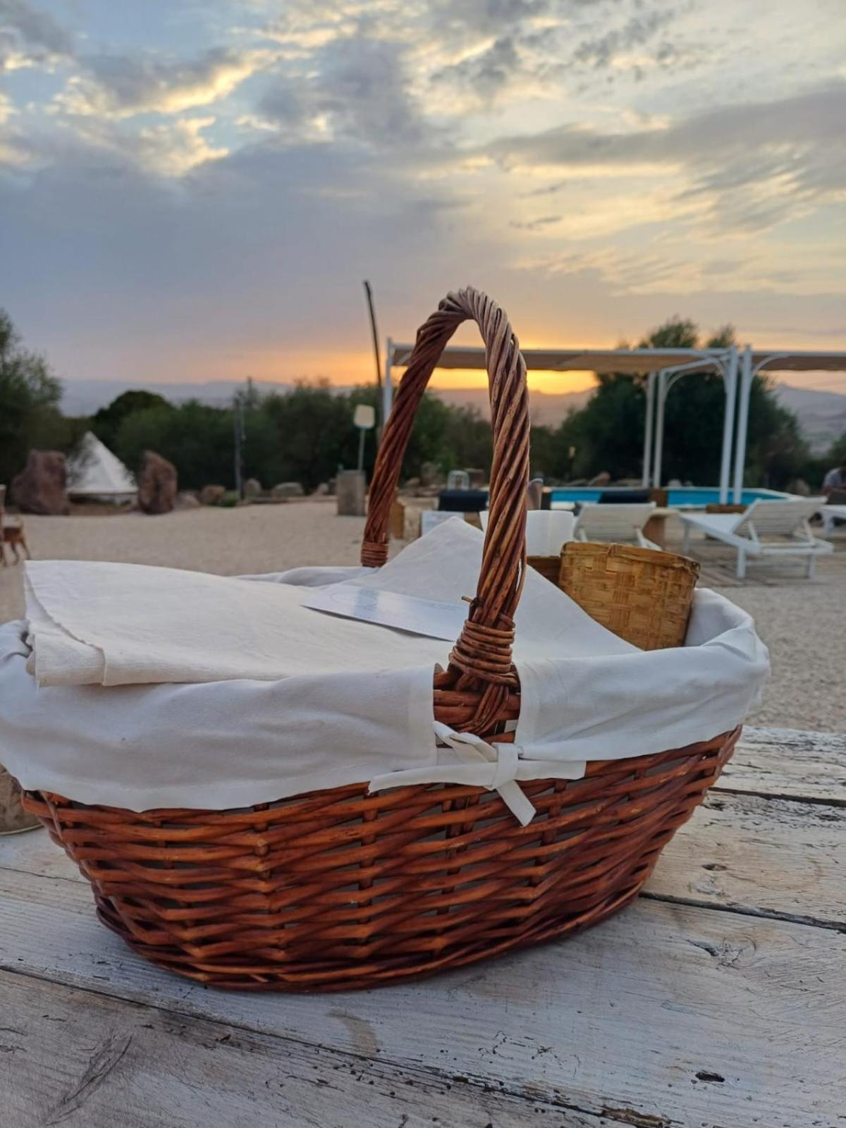 Pasare Glamping_Anglonaruralexperience Hotel Perfugas Exterior foto